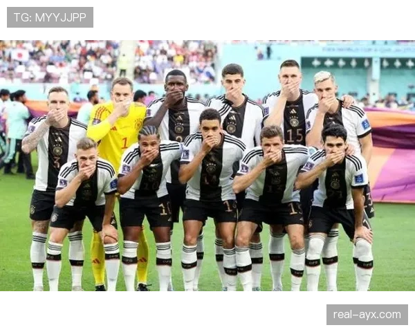 基米希技术对比分析:同位置球员的潜力与挑战引关注 基米希技术对比分析:同位置球员的潜力与挑战引关注