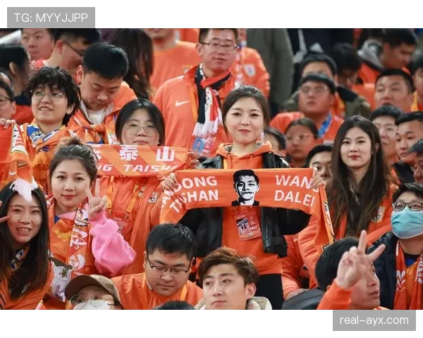 牛皮筋助力精彩进球，足球激情赛事再掀高潮，状态回暖引关注