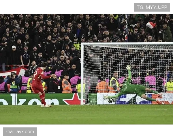 阿利松点球大战神勇扑救，助球队强势反弹取胜