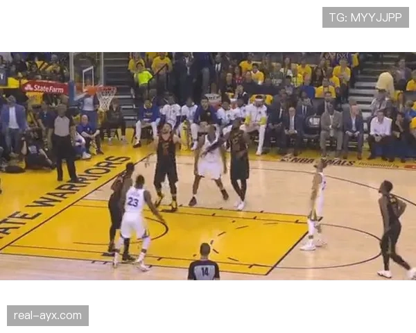 格里芬挡拆制造突破机会显著提升球队进攻效率